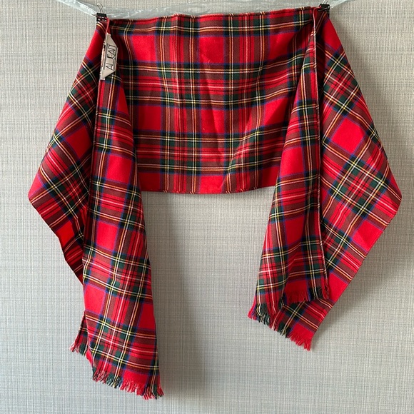 Aljean Accessories - Vintage Aljean wool red plaid scarf made in Canada 12x65”